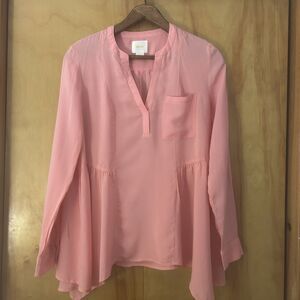 Anthropologie‎ Maeve Salmon Color Blouse-Sz 4-Rayon-Sharkbite Hem-Beachy-Flowy